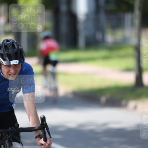 10.08.2025 - GEWOBA Citytriathlon Bremen Yannick Fuchs http://msf.ph/oto/8563646 10.08.2025 14:37:13 Radfahren 57, 78, 121, 164, 201, 240, 256, 257, 512 meine-sportfotos.de