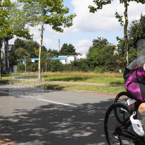 10.08.2025 - GEWOBA Citytriathlon Bremen Yannick Fuchs http://msf.ph/oto/8563648 10.08.2025 12:39:04 Radfahren 658, 696, 720, 729, 762, 900, 969, 978, 1019 meine-sportfotos.de