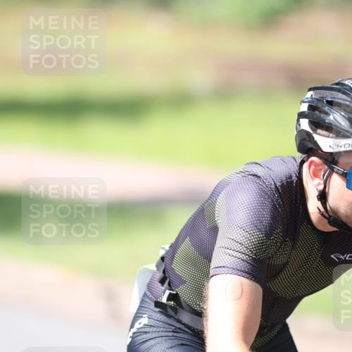 10.08.2025 - GEWOBA Citytriathlon Bremen Yannick Fuchs http://msf.ph/oto/8563657 10.08.2025 14:37:48 Radfahren 4, 63, 75, 116, 170, 191, 290, 528 meine-sportfotos.de