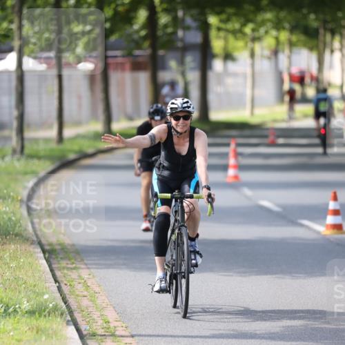 10.08.2025 - GEWOBA Citytriathlon Bremen Yannick Fuchs http://msf.ph/oto/8563677 10.08.2025 14:37:59 Radfahren 30, 75, 147, 152, 170, 191, 528 meine-sportfotos.de