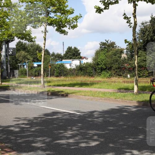 10.08.2025 - GEWOBA Citytriathlon Bremen Yannick Fuchs http://msf.ph/oto/8563731 10.08.2025 12:39:38 Radfahren 572, 589, 795, 813, 869 meine-sportfotos.de