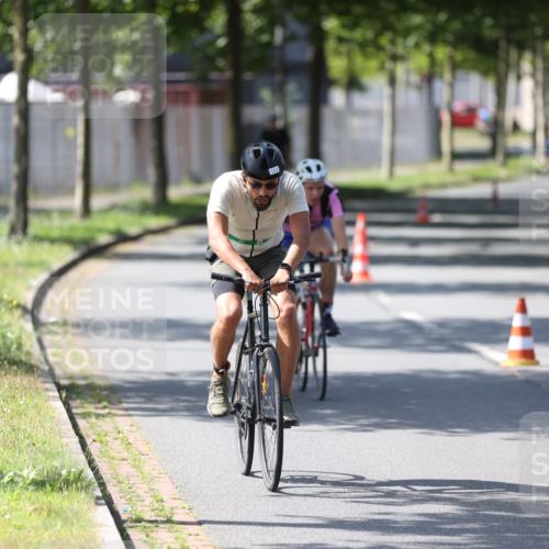 10.08.2025 - GEWOBA Citytriathlon Bremen Yannick Fuchs http://msf.ph/oto/8563755 10.08.2025 14:38:13 Radfahren 30, 54, 81, 147, 152, 162 meine-sportfotos.de