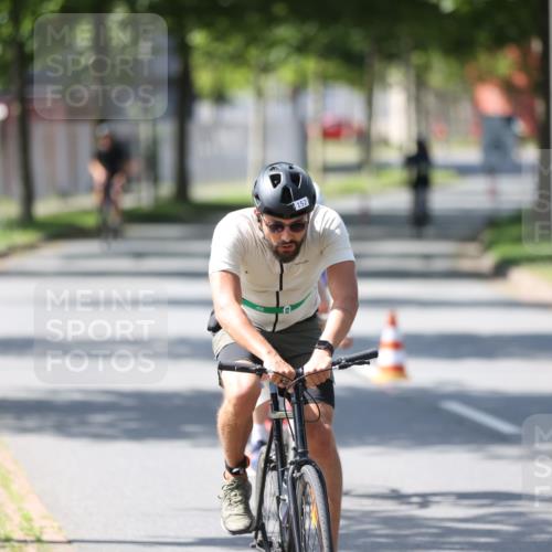 10.08.2025 - GEWOBA Citytriathlon Bremen Yannick Fuchs http://msf.ph/oto/8563759 10.08.2025 14:38:14 Radfahren 30, 54, 81, 147, 152, 162 meine-sportfotos.de