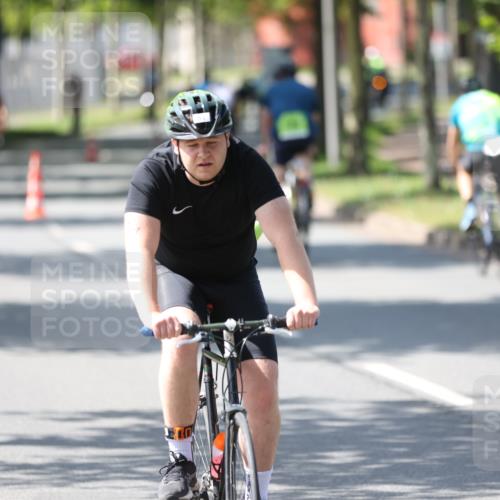 10.08.2025 - GEWOBA Citytriathlon Bremen Yannick Fuchs http://msf.ph/oto/8563804 10.08.2025 14:38:36 Radfahren 50, 51, 162, 195, 216, 238, 295, 312 meine-sportfotos.de