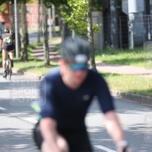 10.08.2025 - GEWOBA Citytriathlon Bremen Yannick Fuchs http://msf.ph/oto/8563938 10.08.2025 14:39:10 Radfahren 18, 100, 130, 174, 236, 283, 427 meine-sportfotos.de