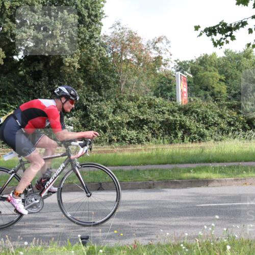 10.08.2025 - GEWOBA Citytriathlon Bremen Yannick Fuchs http://msf.ph/oto/8563948 10.08.2025 10:53:26 Radfahren 29, 225, 350, 404, 502 meine-sportfotos.de