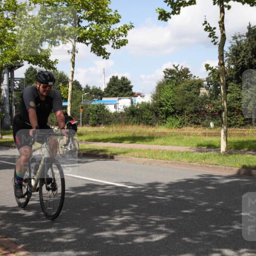 10.08.2025 - GEWOBA Citytriathlon Bremen Yannick Fuchs http://msf.ph/oto/8563968 10.08.2025 12:41:43 Radfahren 614, 619, 623, 663, 923, 926, 983 meine-sportfotos.de