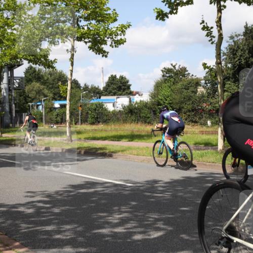 10.08.2025 - GEWOBA Citytriathlon Bremen Yannick Fuchs http://msf.ph/oto/8563971 10.08.2025 12:41:43 Radfahren 614, 619, 623, 663, 923, 926, 983 meine-sportfotos.de