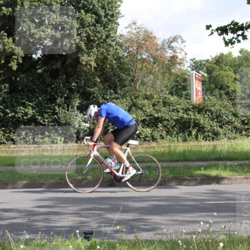 10.08.2025 - GEWOBA Citytriathlon Bremen Yannick Fuchs http://msf.ph/oto/8564067 10.08.2025 10:54:46 Radfahren 85, 356, 373, 378, 452, 456 meine-sportfotos.de