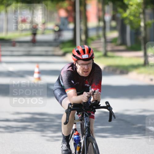 10.08.2025 - GEWOBA Citytriathlon Bremen Yannick Fuchs http://msf.ph/oto/8564099 10.08.2025 14:39:59 Radfahren 52, 59, 69, 80, 124, 139, 215, 217, 225, 274 meine-sportfotos.de