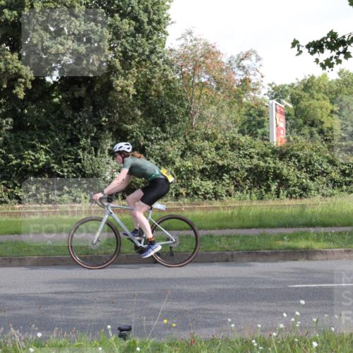 10.08.2025 - GEWOBA Citytriathlon Bremen Yannick Fuchs http://msf.ph/oto/8564135 10.08.2025 10:55:11 Radfahren 19, 33, 163, 211, 219, 397, 418 meine-sportfotos.de