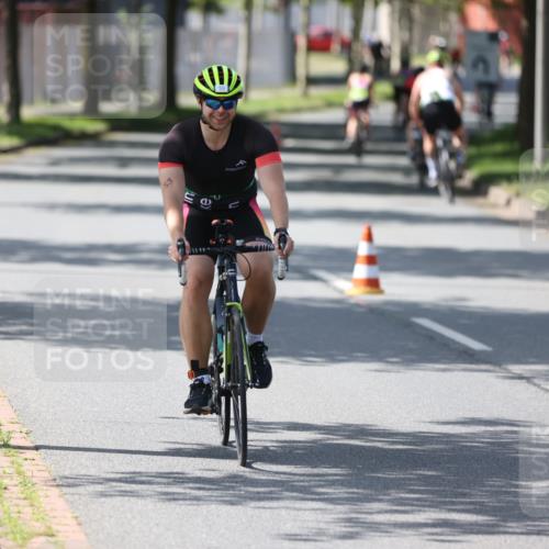 10.08.2025 - GEWOBA Citytriathlon Bremen Yannick Fuchs http://msf.ph/oto/8564159 10.08.2025 14:40:12 Radfahren 52, 59, 69, 139, 225 meine-sportfotos.de
