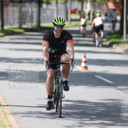10.08.2025 - GEWOBA Citytriathlon Bremen Yannick Fuchs http://msf.ph/oto/8564162 10.08.2025 14:40:12 Radfahren 52, 59, 69, 139, 225 meine-sportfotos.de