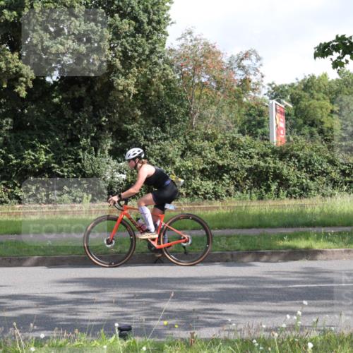 10.08.2025 - GEWOBA Citytriathlon Bremen Yannick Fuchs http://msf.ph/oto/8564181 10.08.2025 10:55:19 Radfahren 19, 163, 211, 219, 397, 418 meine-sportfotos.de