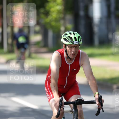 10.08.2025 - GEWOBA Citytriathlon Bremen Yannick Fuchs http://msf.ph/oto/8564222 10.08.2025 14:40:32 Radfahren 29, 47, 131, 186, 242, 258, 289, 297, 529 meine-sportfotos.de