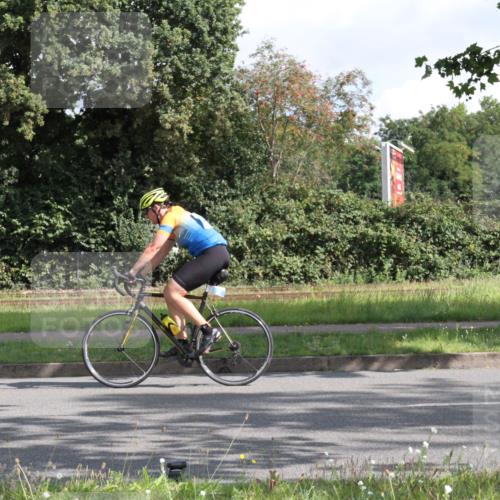 10.08.2025 - GEWOBA Citytriathlon Bremen Yannick Fuchs http://msf.ph/oto/8564224 10.08.2025 10:55:35 Radfahren 117, 219, 444, 480 meine-sportfotos.de