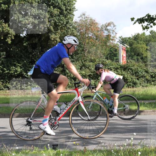 10.08.2025 - GEWOBA Citytriathlon Bremen Yannick Fuchs http://msf.ph/oto/8564242 10.08.2025 10:55:45 Radfahren 93, 117, 207, 444, 480 meine-sportfotos.de