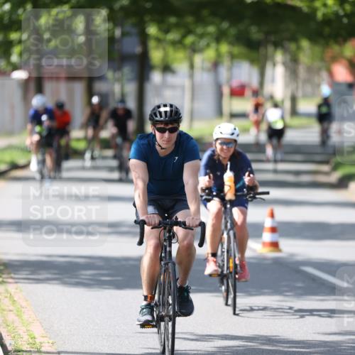 10.08.2025 - GEWOBA Citytriathlon Bremen Yannick Fuchs http://msf.ph/oto/8564263 10.08.2025 14:40:39 Radfahren 29, 47, 131, 186, 211, 224, 242, 258, 289, 297, 529 meine-sportfotos.de