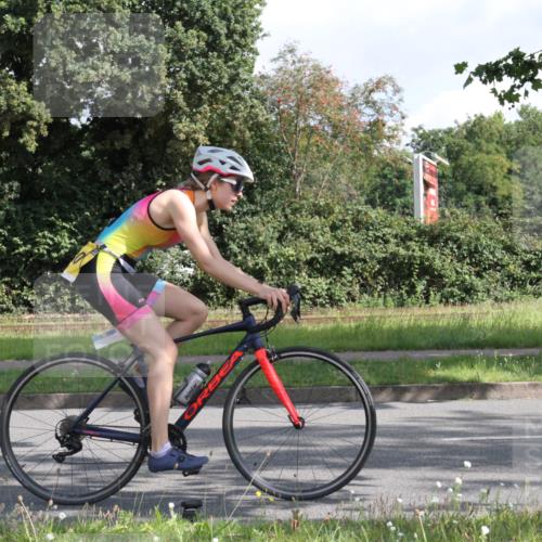 10.08.2025 - GEWOBA Citytriathlon Bremen Yannick Fuchs http://msf.ph/oto/8564266 10.08.2025 10:55:53 Radfahren 93, 117, 119, 207, 480, 485 meine-sportfotos.de