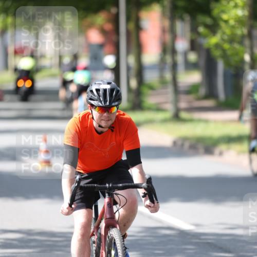 10.08.2025 - GEWOBA Citytriathlon Bremen Yannick Fuchs http://msf.ph/oto/8564305 10.08.2025 14:40:45 Radfahren 29, 131, 177, 186, 211, 224, 289, 297, 529 meine-sportfotos.de
