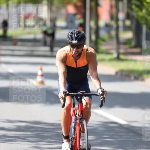 10.08.2025 - GEWOBA Citytriathlon Bremen Yannick Fuchs http://msf.ph/oto/8564317 10.08.2025 14:40:49 Radfahren 29, 131, 177, 186, 211, 224, 289, 529 meine-sportfotos.de