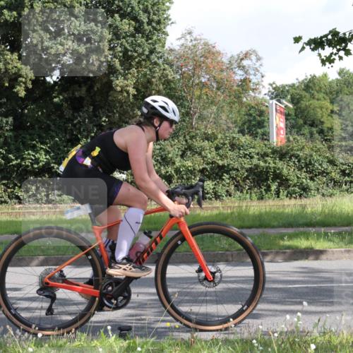 10.08.2025 - GEWOBA Citytriathlon Bremen Yannick Fuchs http://msf.ph/oto/8564355 10.08.2025 10:56:18 Radfahren 31, 69, 99, 115, 401, 429, 464, 466, 497 meine-sportfotos.de