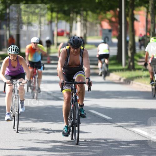 10.08.2025 - GEWOBA Citytriathlon Bremen Yannick Fuchs http://msf.ph/oto/8564380 10.08.2025 14:41:09 Radfahren 103, 142, 177, 204, 249, 253, 266, 353, 431, 432, 476, 477 meine-sportfotos.de