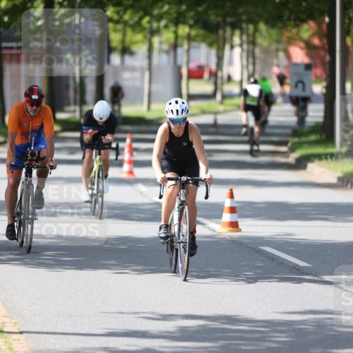 10.08.2025 - GEWOBA Citytriathlon Bremen Yannick Fuchs http://msf.ph/oto/8564422 10.08.2025 14:41:15 Radfahren 36, 103, 142, 204, 249, 253, 266, 280, 353, 431, 432, 476, 477 meine-sportfotos.de