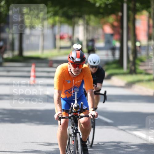 10.08.2025 - GEWOBA Citytriathlon Bremen Yannick Fuchs http://msf.ph/oto/8564437 10.08.2025 14:41:17 Radfahren 36, 103, 142, 204, 249, 253, 266, 280, 353, 431, 432, 476, 477 meine-sportfotos.de