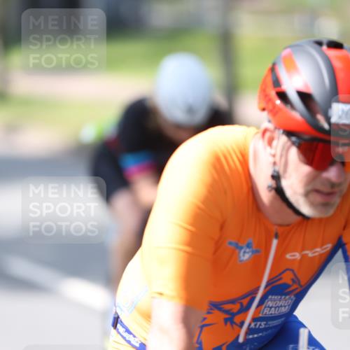 10.08.2025 - GEWOBA Citytriathlon Bremen Yannick Fuchs http://msf.ph/oto/8564443 10.08.2025 14:41:18 Radfahren 36, 103, 204, 249, 253, 266, 280, 353, 431, 432, 476, 477 meine-sportfotos.de