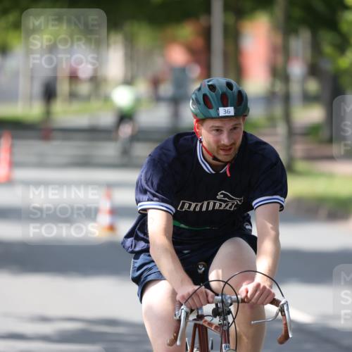 10.08.2025 - GEWOBA Citytriathlon Bremen Yannick Fuchs http://msf.ph/oto/8564470 10.08.2025 14:41:32 Radfahren 36, 280, 306, 343, 513 meine-sportfotos.de