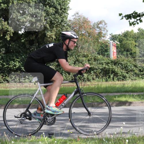 10.08.2025 - GEWOBA Citytriathlon Bremen Yannick Fuchs http://msf.ph/oto/8564513 10.08.2025 10:57:16 Radfahren 5, 77, 101, 233, 435 meine-sportfotos.de
