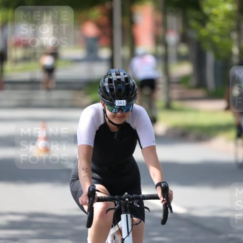 10.08.2025 - GEWOBA Citytriathlon Bremen Yannick Fuchs http://msf.ph/oto/8564518 10.08.2025 14:41:44 Radfahren 209, 262, 306, 317, 343, 478, 480, 513 meine-sportfotos.de