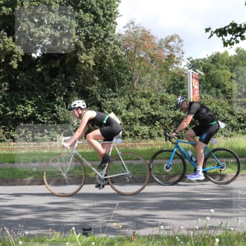 10.08.2025 - GEWOBA Citytriathlon Bremen Yannick Fuchs http://msf.ph/oto/8564527 10.08.2025 10:57:21 Radfahren 77, 233, 435 meine-sportfotos.de