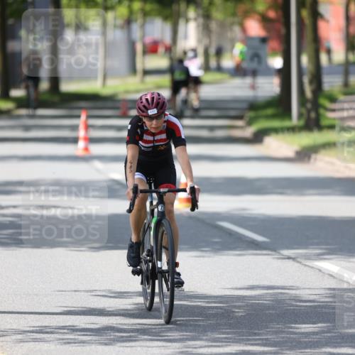 10.08.2025 - GEWOBA Citytriathlon Bremen Yannick Fuchs http://msf.ph/oto/8564549 10.08.2025 14:41:49 Radfahren 209, 213, 250, 262, 317, 343, 478, 480, 513 meine-sportfotos.de