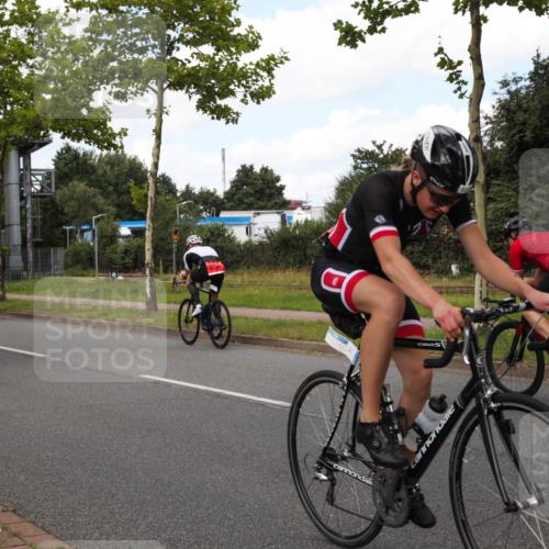 10.08.2025 - GEWOBA Citytriathlon Bremen Yannick Fuchs http://msf.ph/oto/8564565 10.08.2025 12:47:48 Radfahren 566, 587, 590, 679, 745, 801, 884, 916, 941, 943, 951 meine-sportfotos.de