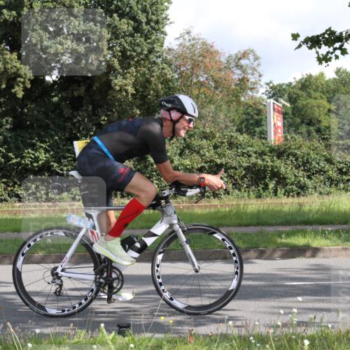 10.08.2025 - GEWOBA Citytriathlon Bremen Yannick Fuchs http://msf.ph/oto/8564575 10.08.2025 10:57:30 Radfahren 215, 435, 458 meine-sportfotos.de