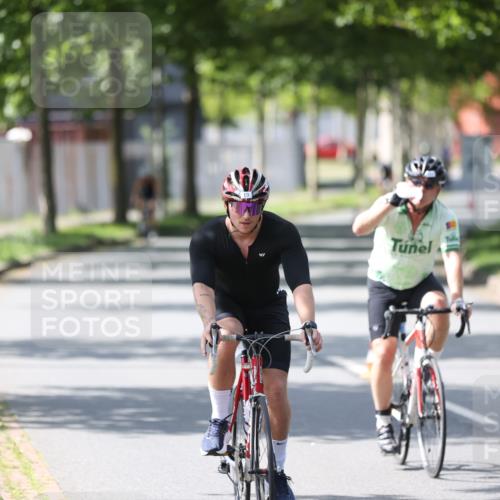 10.08.2025 - GEWOBA Citytriathlon Bremen Yannick Fuchs http://msf.ph/oto/8564644 10.08.2025 14:42:25 Radfahren 19, 145, 288, 303, 488 meine-sportfotos.de