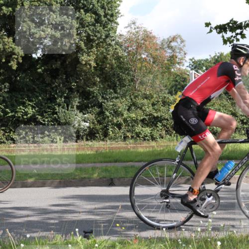 10.08.2025 - GEWOBA Citytriathlon Bremen Yannick Fuchs http://msf.ph/oto/8564668 10.08.2025 10:58:29 Radfahren 1, 95, 165, 221, 402, 472, 506, 513 meine-sportfotos.de