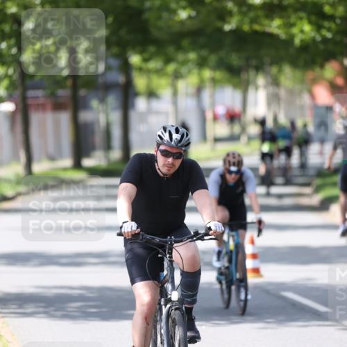 10.08.2025 - GEWOBA Citytriathlon Bremen Yannick Fuchs http://msf.ph/oto/8564671 10.08.2025 14:42:52 Radfahren 67, 110, 180, 436, 446, 474, 479 meine-sportfotos.de