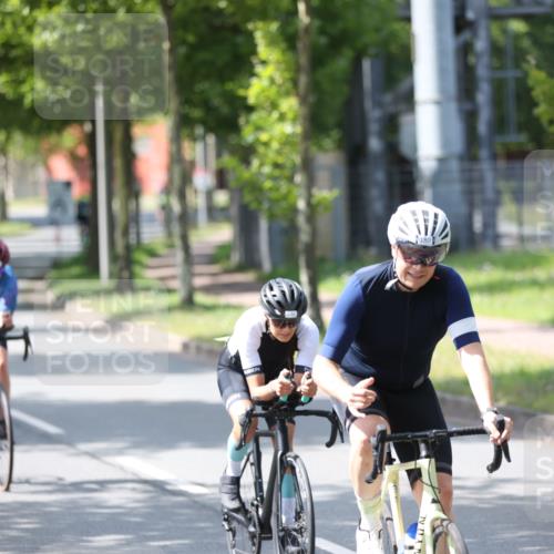 10.08.2025 - GEWOBA Citytriathlon Bremen Yannick Fuchs http://msf.ph/oto/8564683 10.08.2025 14:43:04 Radfahren 67, 180, 205, 436, 446, 474 meine-sportfotos.de