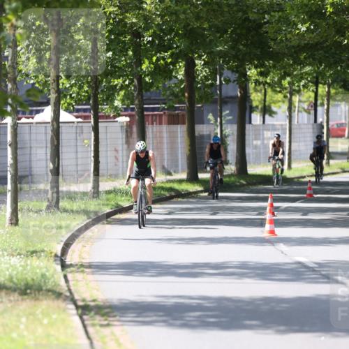 10.08.2025 - GEWOBA Citytriathlon Bremen Yannick Fuchs http://msf.ph/oto/8564699 10.08.2025 14:43:15 Radfahren 157, 180, 205, 234, 251, 311, 436, 446, 462 meine-sportfotos.de