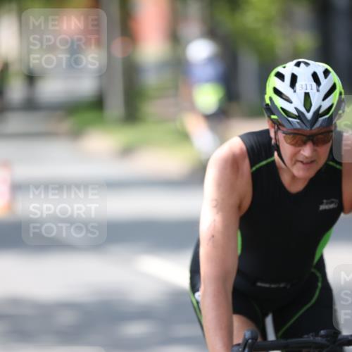 10.08.2025 - GEWOBA Citytriathlon Bremen Yannick Fuchs http://msf.ph/oto/8564705 10.08.2025 14:43:21 Radfahren 157, 205, 234, 251, 311, 462 meine-sportfotos.de