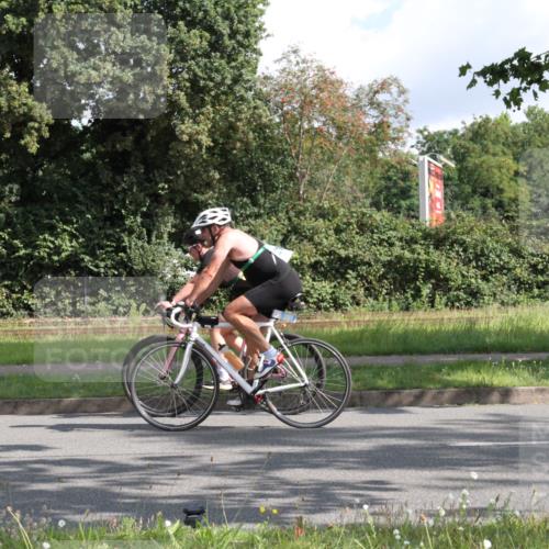 10.08.2025 - GEWOBA Citytriathlon Bremen Yannick Fuchs http://msf.ph/oto/8564717 10.08.2025 10:59:05 Radfahren  meine-sportfotos.de