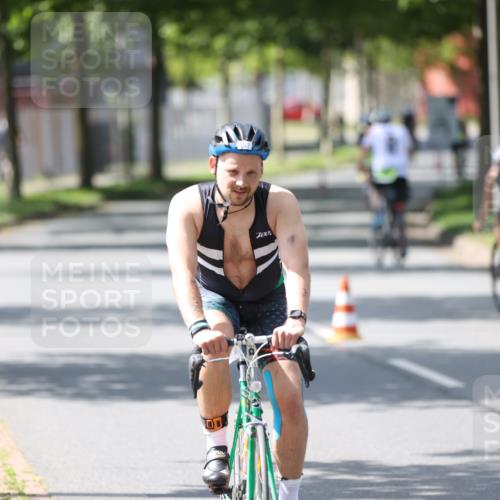 10.08.2025 - GEWOBA Citytriathlon Bremen Yannick Fuchs http://msf.ph/oto/8564726 10.08.2025 14:43:26 Radfahren 109, 157, 234, 251, 311, 462 meine-sportfotos.de