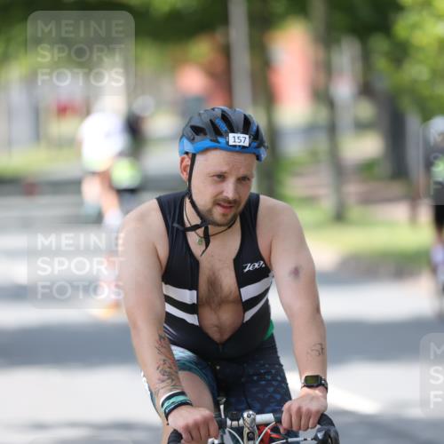 10.08.2025 - GEWOBA Citytriathlon Bremen Yannick Fuchs http://msf.ph/oto/8564729 10.08.2025 14:43:27 Radfahren 109, 157, 234, 251, 311, 462 meine-sportfotos.de