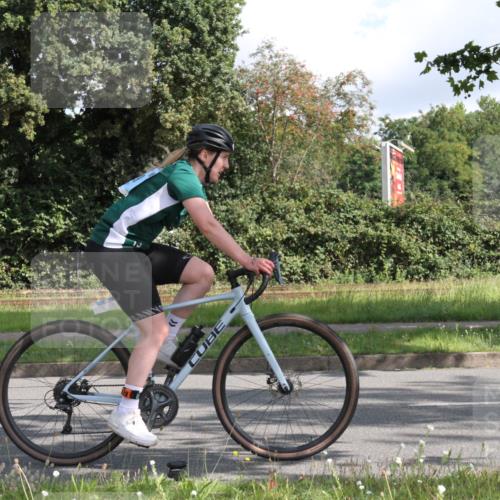 10.08.2025 - GEWOBA Citytriathlon Bremen Yannick Fuchs http://msf.ph/oto/8564748 10.08.2025 10:59:29 Radfahren 59, 63, 111, 193, 209, 463 meine-sportfotos.de