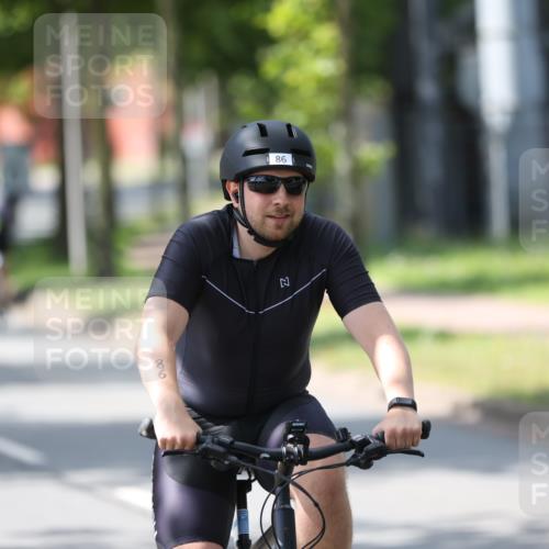 10.08.2025 - GEWOBA Citytriathlon Bremen Yannick Fuchs http://msf.ph/oto/8564759 10.08.2025 14:43:50 Radfahren 86, 154, 163, 259, 325 meine-sportfotos.de
