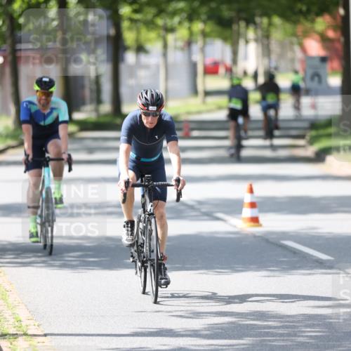 10.08.2025 - GEWOBA Citytriathlon Bremen Yannick Fuchs http://msf.ph/oto/8564763 10.08.2025 14:43:51 Radfahren 86, 154, 163, 259, 325 meine-sportfotos.de
