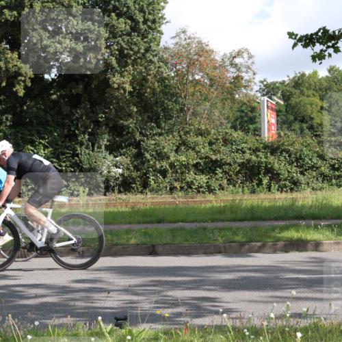 10.08.2025 - GEWOBA Citytriathlon Bremen Yannick Fuchs http://msf.ph/oto/8564764 10.08.2025 10:59:37 Radfahren 59, 209, 463, 475 meine-sportfotos.de